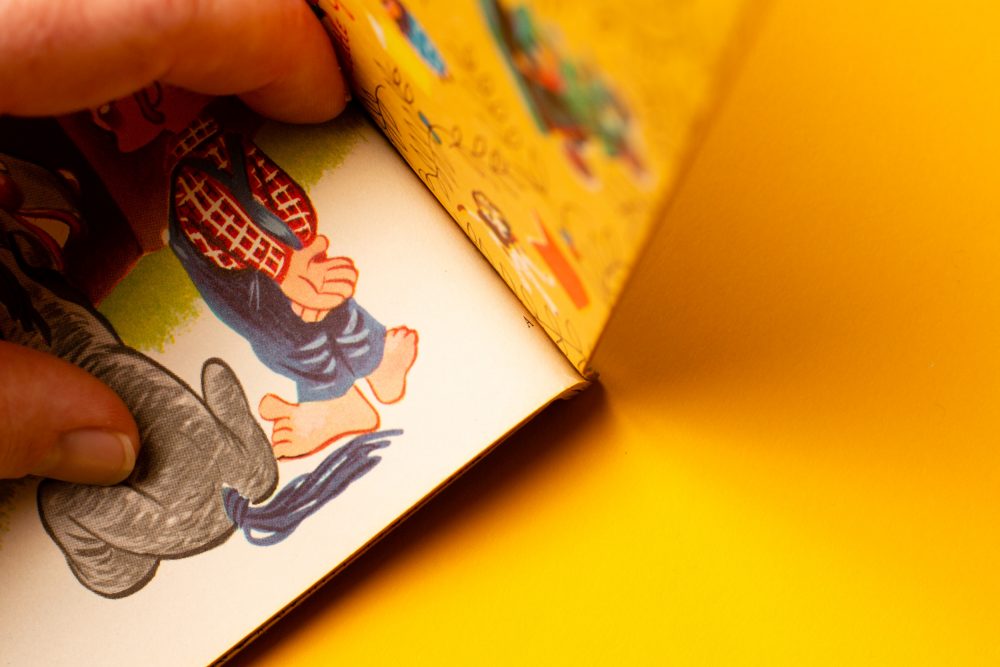 Photo of the Little Golden Book "Bil Baird's Whistling Wizard"